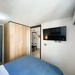 Hom I Amplio Y Comodo Depto Con Terraza Santiago