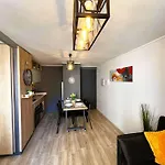 Hom I Amplio Y Comodo Depto Con Terraza Santiago