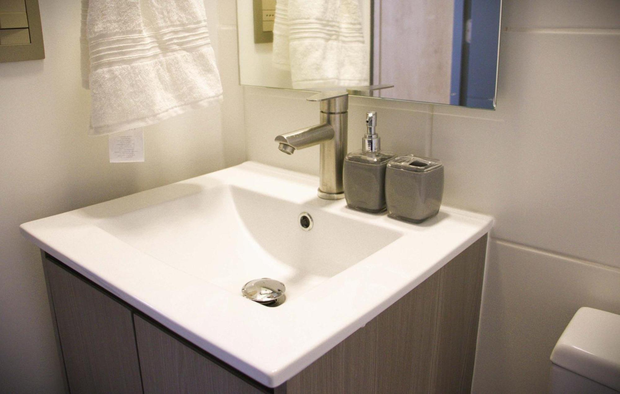Hom I Amplio Y Comodo Depto Con Terraza Apartamento Santiago