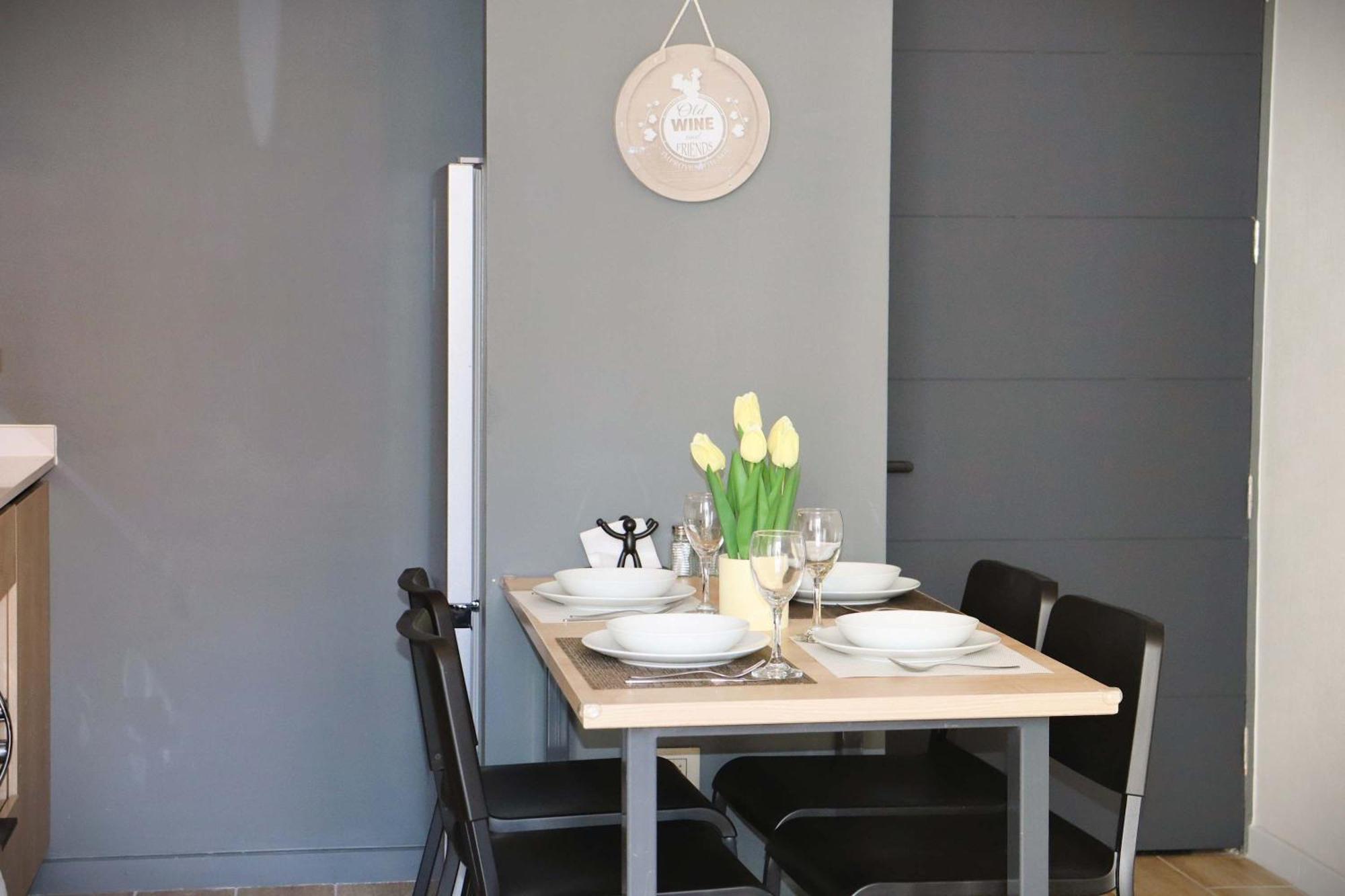 Hom I Amplio Y Comodo Depto Con Terraza Santiago